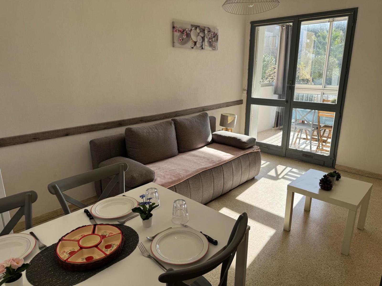 Sol-Y-Days Goelette, Agreable Appartement En Rdc Avec Parking, Proche Du Centre-Ville Et De La Plage ル・グロー・デュ・ロワ エクステリア 写真