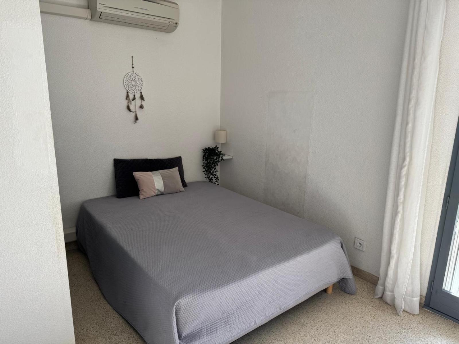 Sol-Y-Days Goelette, Agreable Appartement En Rdc Avec Parking, Proche Du Centre-Ville Et De La Plage ル・グロー・デュ・ロワ エクステリア 写真