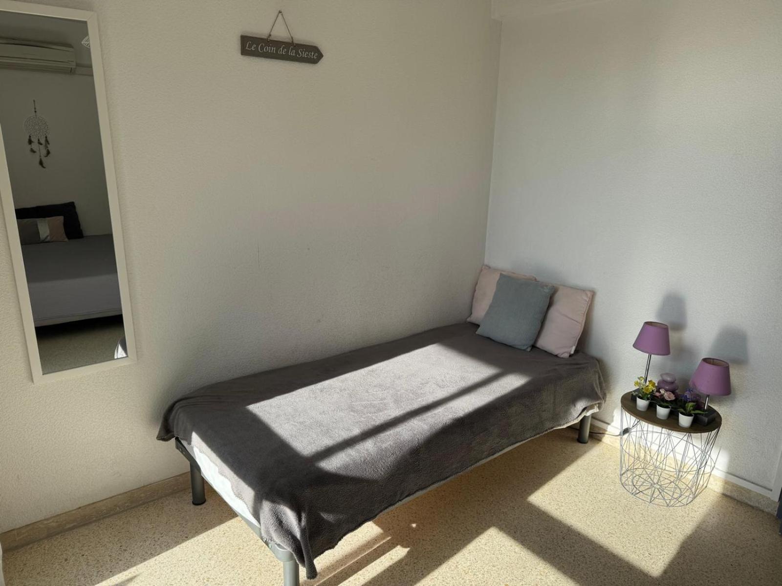 Sol-Y-Days Goelette, Agreable Appartement En Rdc Avec Parking, Proche Du Centre-Ville Et De La Plage ル・グロー・デュ・ロワ エクステリア 写真